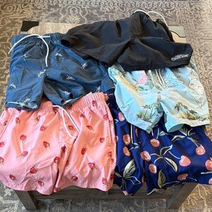 Hollister Mixed-Print Men’s Swim Shorts Pack — Pink, Navy, Light Blue, Black